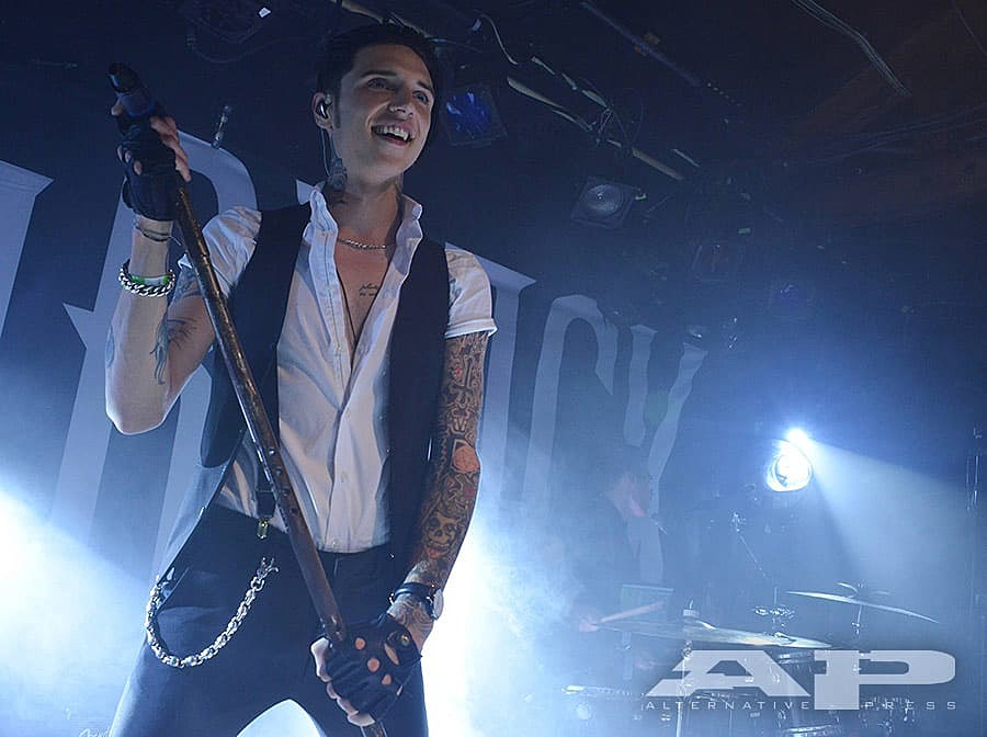 1-Andy_Black_Sthanlee_B_Mirador