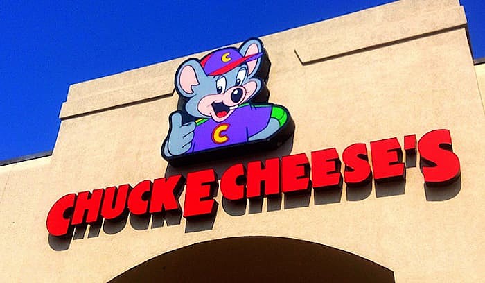 chuck e cheese