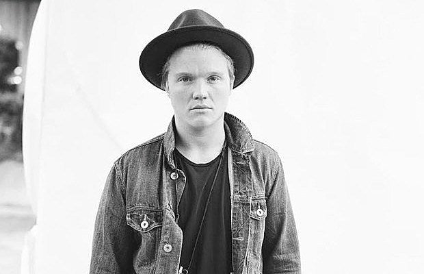 Aaron_Gillespie_-_2015_620-400