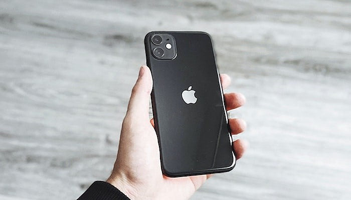 Apple iPhone 12