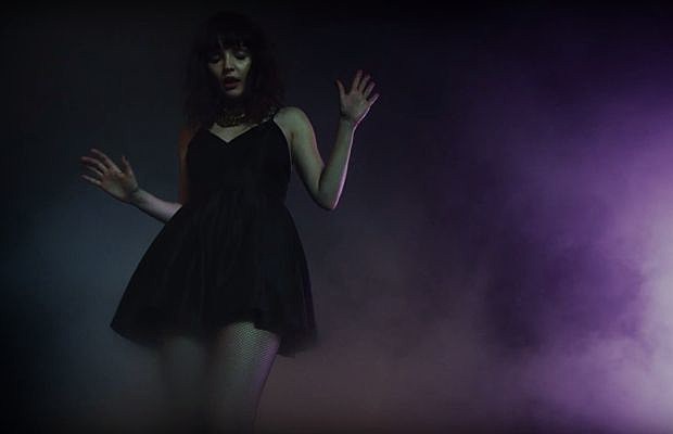 CHVRCHES_video_620-400