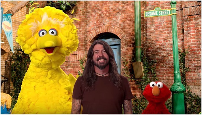 foo fighters dave grohl sesame street big bird elmo