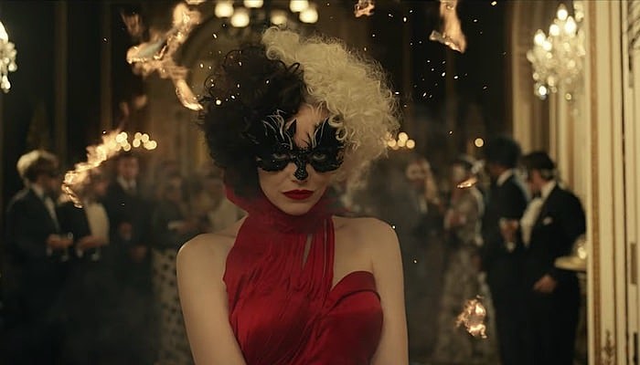 Emma Stone Disney Cruella trailer-min