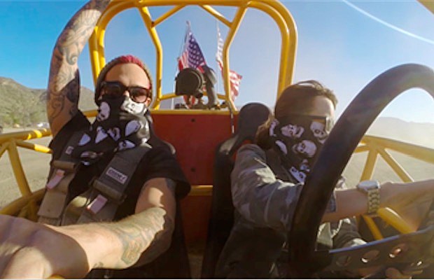 Fall_Out_Boy_-_Ume_Thurma_video