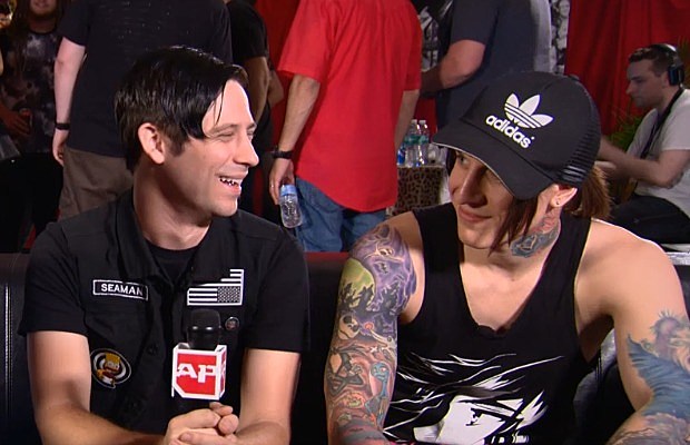 FallingInReverse-aptv