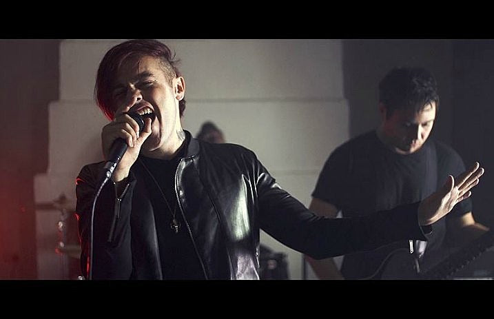 FearlessVampireKillers-FeelAlive