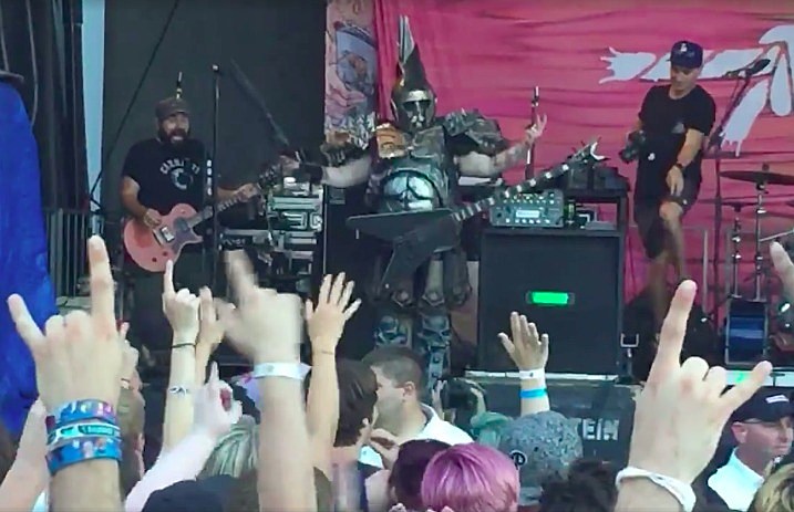 GWAR_and_Silverstein