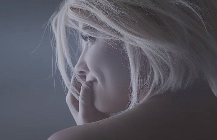 Halsey_-_Colors_video