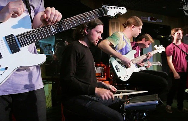 In_Hearts_Wake_Parkway_Drive_Cover_-_620
