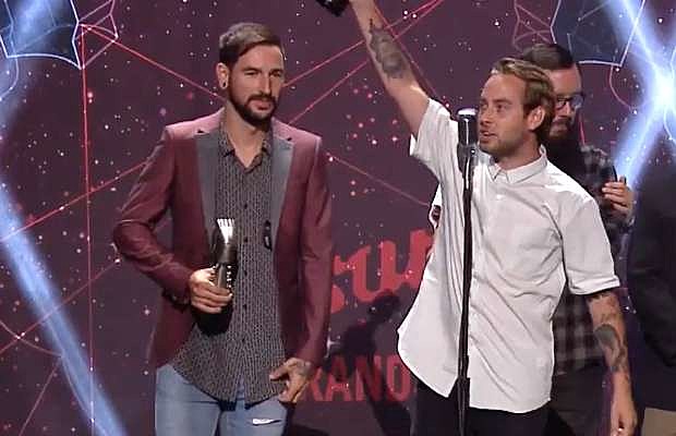 Issues-APMAs-ArtistOfTheYear2015