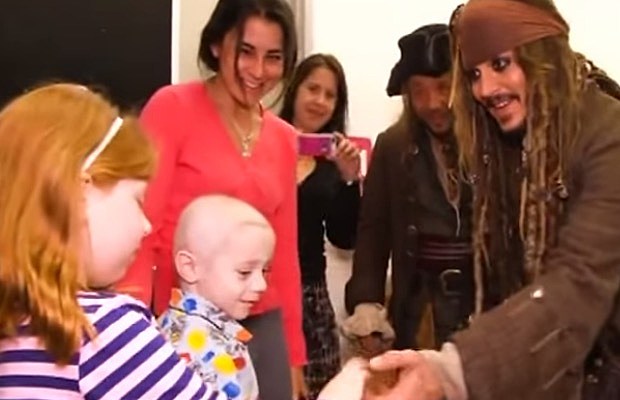 Johnny_Depp_-_News_620-400
