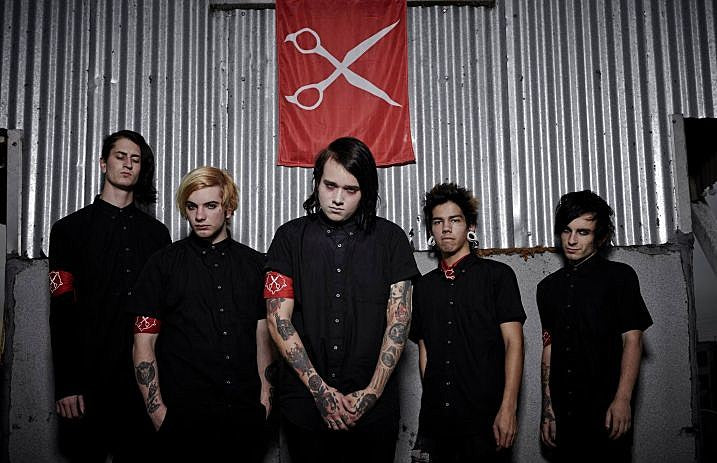 Sworn_In_-_2015_717-463
