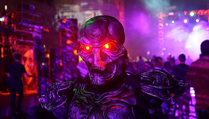 Universal Studios Halloween Horror Nights-min