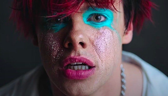 YUNGBLUD mars video-min
