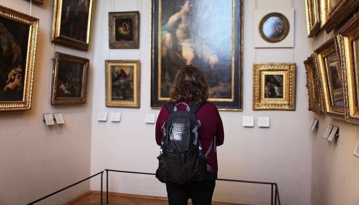 Black Horizon, museum gallery, art