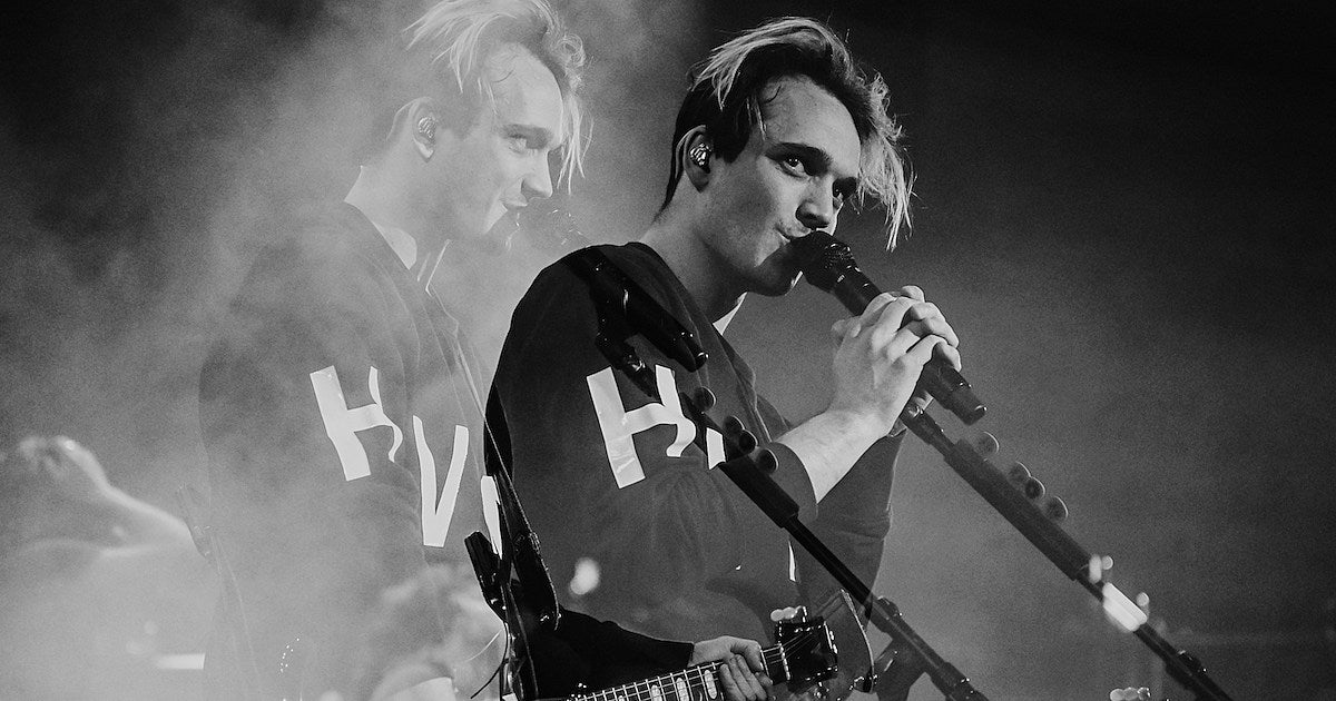 badflower live