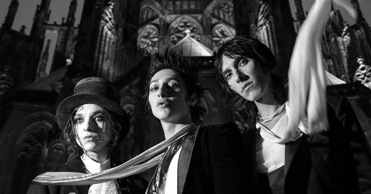 Palaye royale fever dream
