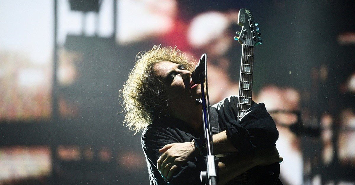 the cure's robert smith