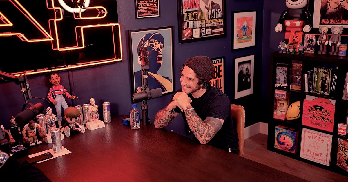 tyler posey artist friendly