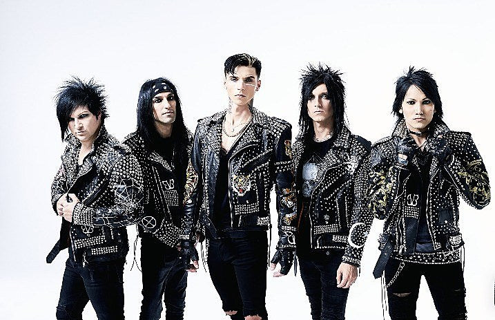 black_viel_brides