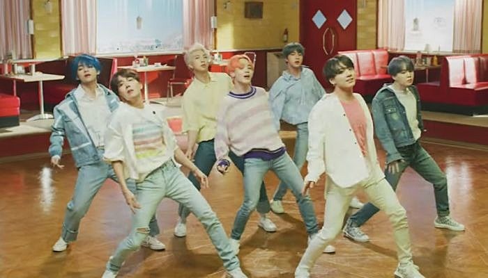 BTS Halsey Boy With Luv collab