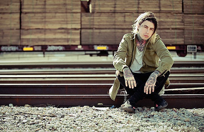 fallinginreverse_2017