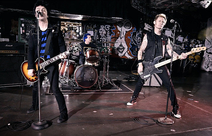 green_day_revolution_radio_music_video_screenshot