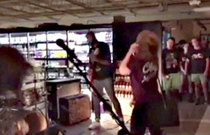 harm_play_grocery_store_2017