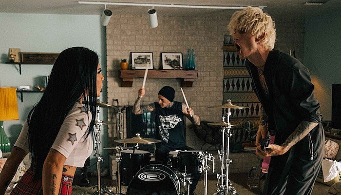 halsey machine gun kelly travis barker forget me too music video