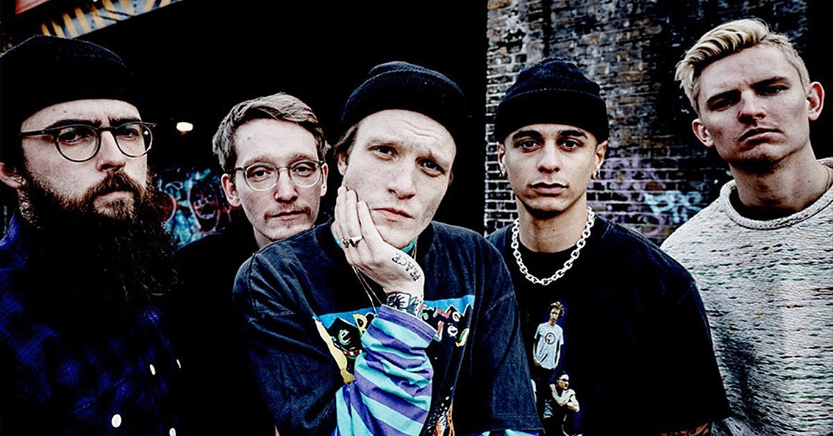 neck deep 1