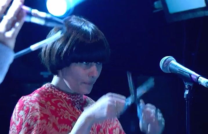 noel_gallagher_scissors_player