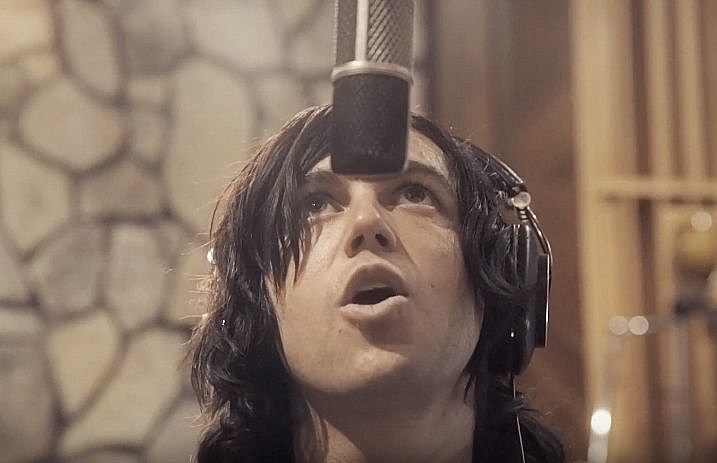 sleeping_with_sirens_gossip_interview