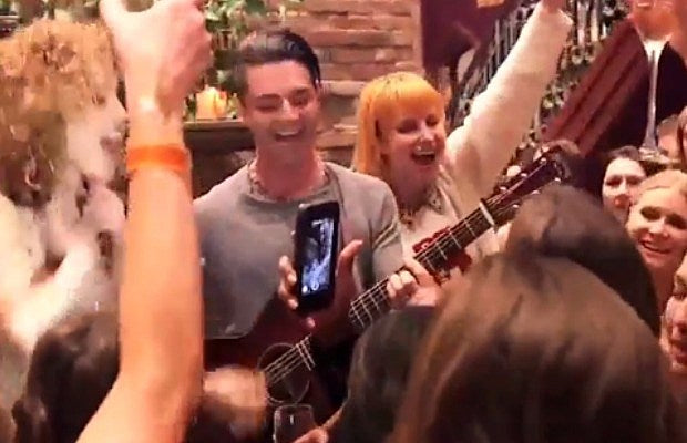 taylor_swift_chris_hayley_2015