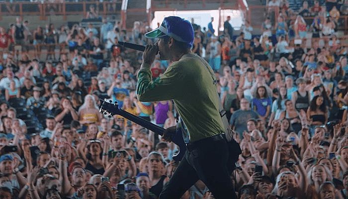 waterparks fangirls header