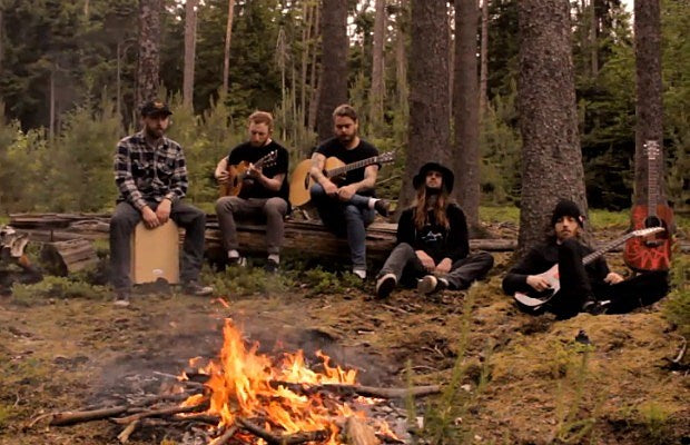 while_she_sleeps_premiere_acoustic