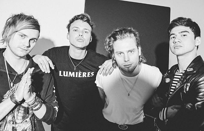 5_seconds_of_summer_2018_credit_Alexandra_Gavillet