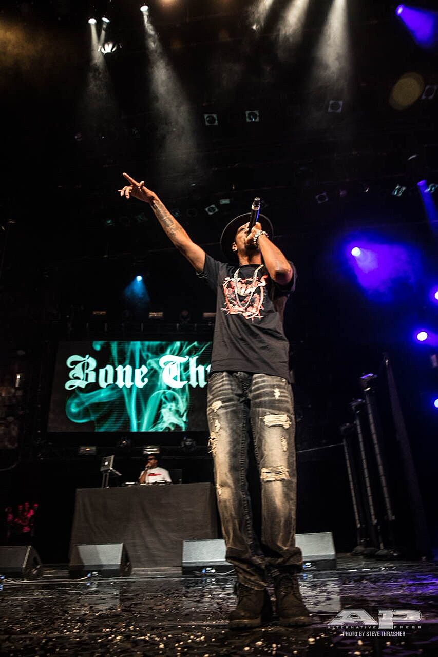 A76I8893BoneThugs_apmas2017