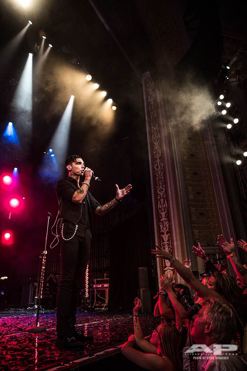A76I9027Andy_apmas2017