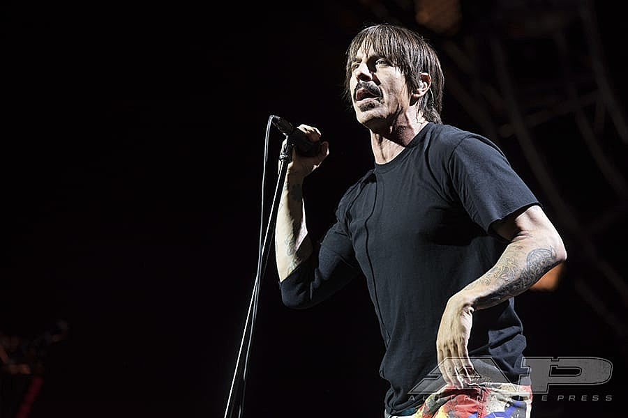 red hot chili peppers anthony kiedis