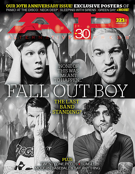 AP323_1-FALL-OUT-BOY-72