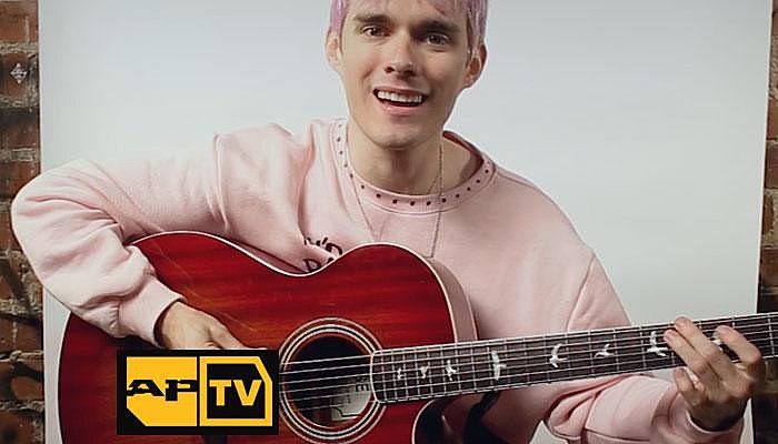 awsten knight how to play waterparks