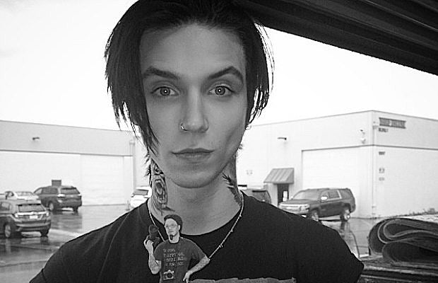 AndyBiersack-EyebrowsOnFleek