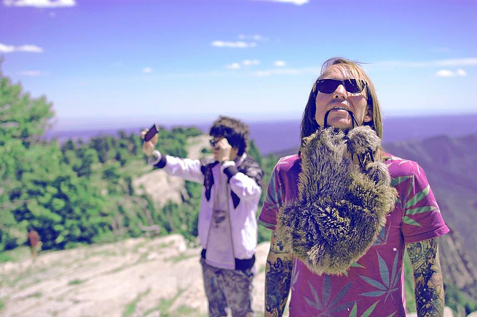 BrokenCYDE_-_2015