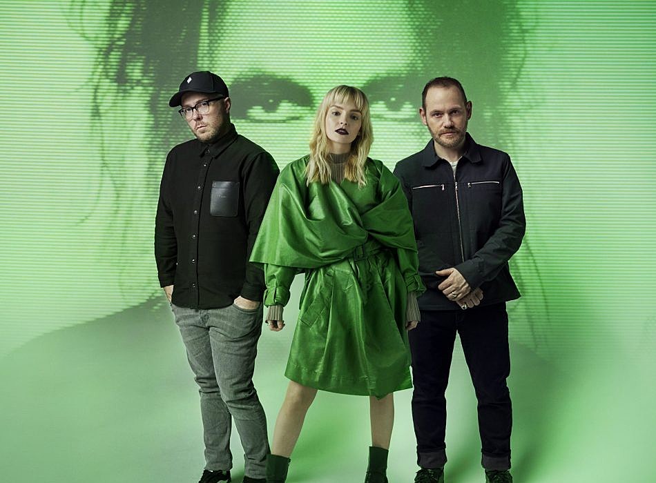 CHVRCHES PRESS SHOT 2