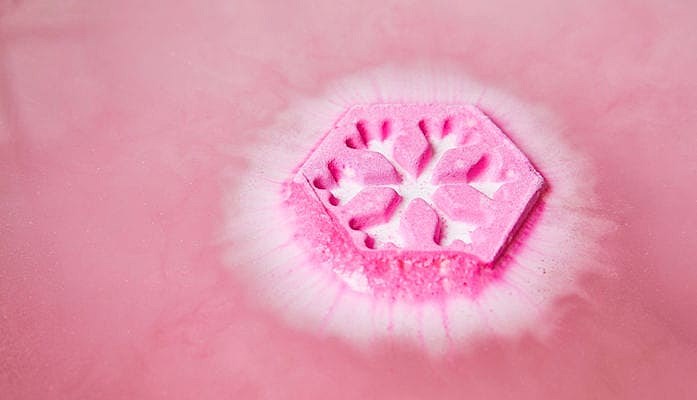 Cheery Christmas Lush Bath bomb