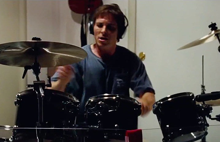 Christian_Bale_-_drumming