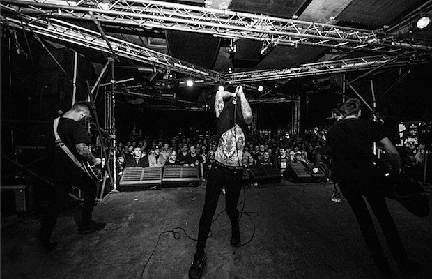 Crooks_UK_-_2015_620-400