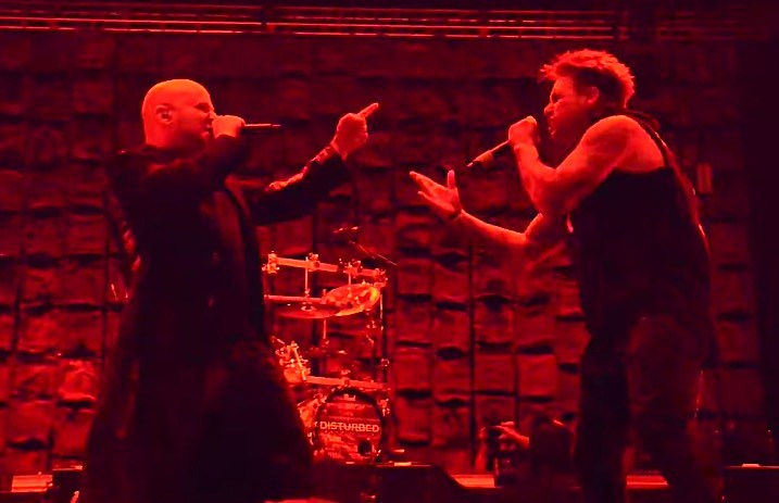 Disturbed__Papa_Roach_singer_-_News