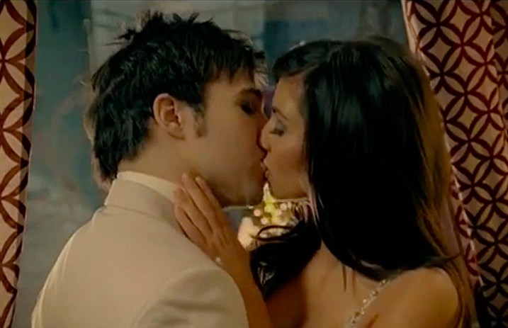 Fall_Out_Boy_-_music_video