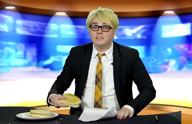 GerardWay-WeekendPancakeReport